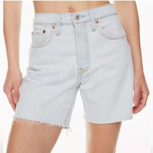 NWT Aritzia color Long Short Story 501 Mid Thigh Jean Short